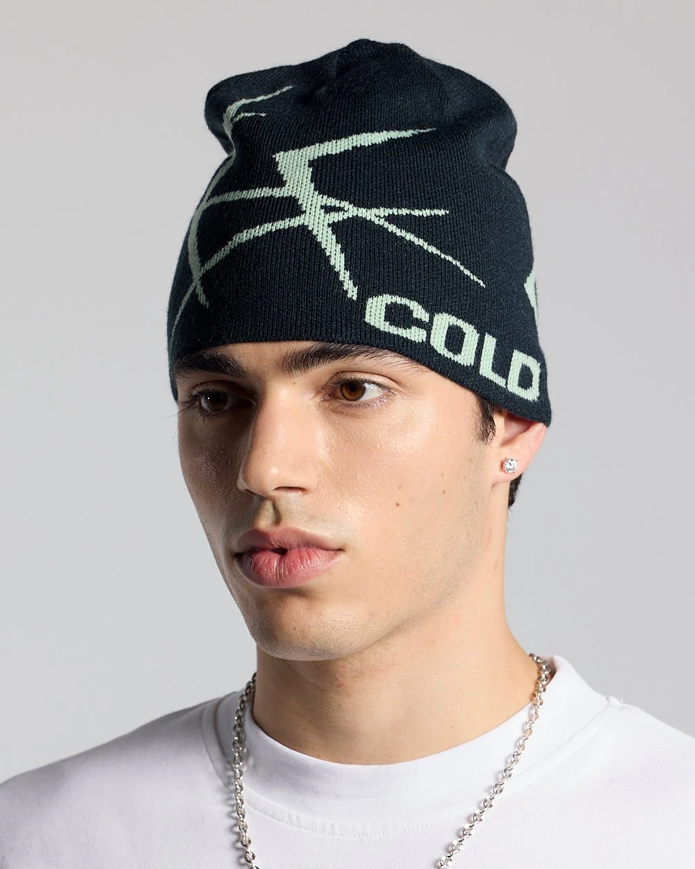 BRAMBLES BEANIE DARK BLUE - Image 3