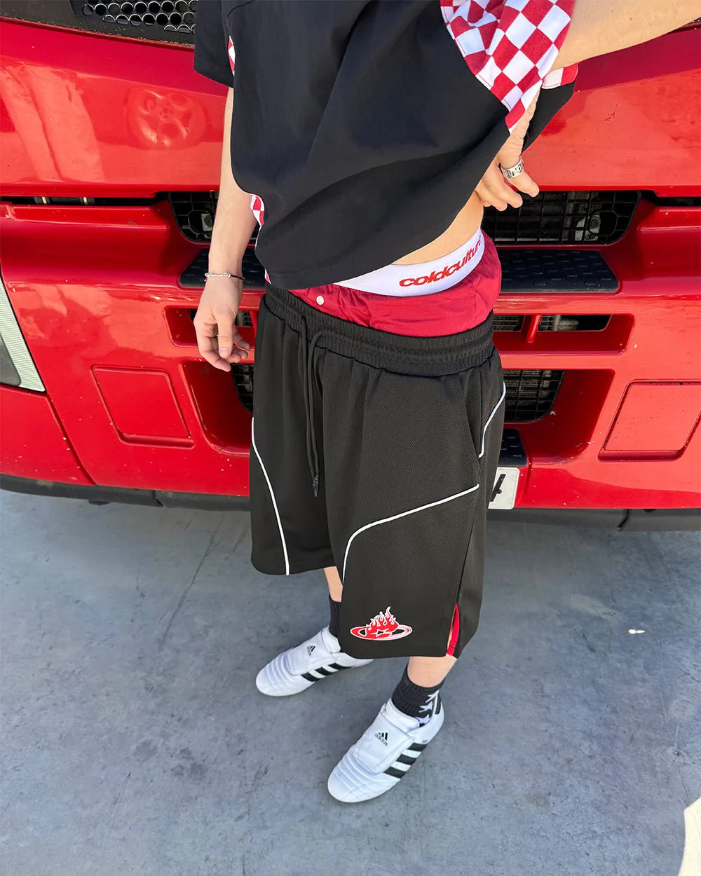 BURNIN COLD TRACKSUIT SHORTS BLACK - Image 6