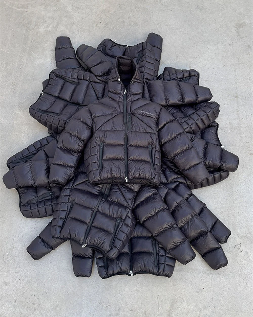 CLOUD ARMOR PUFFER BLACK - Image 10
