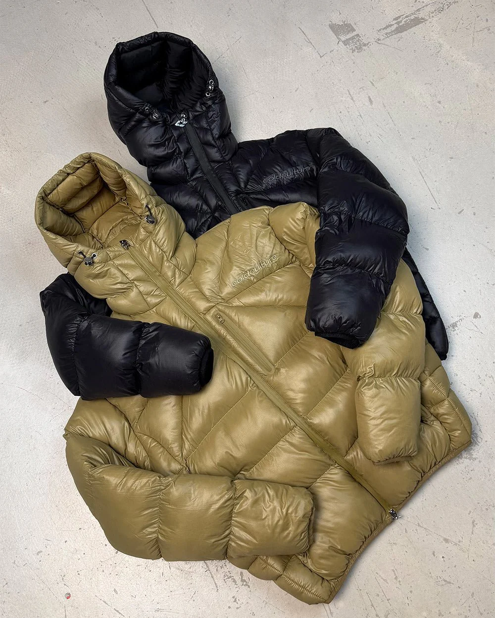 CLOUD ARMOUR PUFFER OLIVE GREEN - Image 8