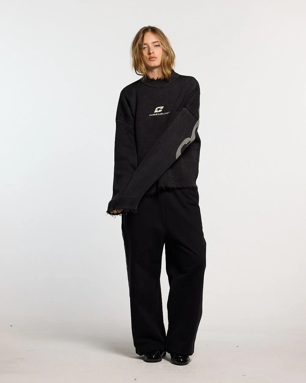 COZY CURVED KNITWEAR BLACK - Image 6