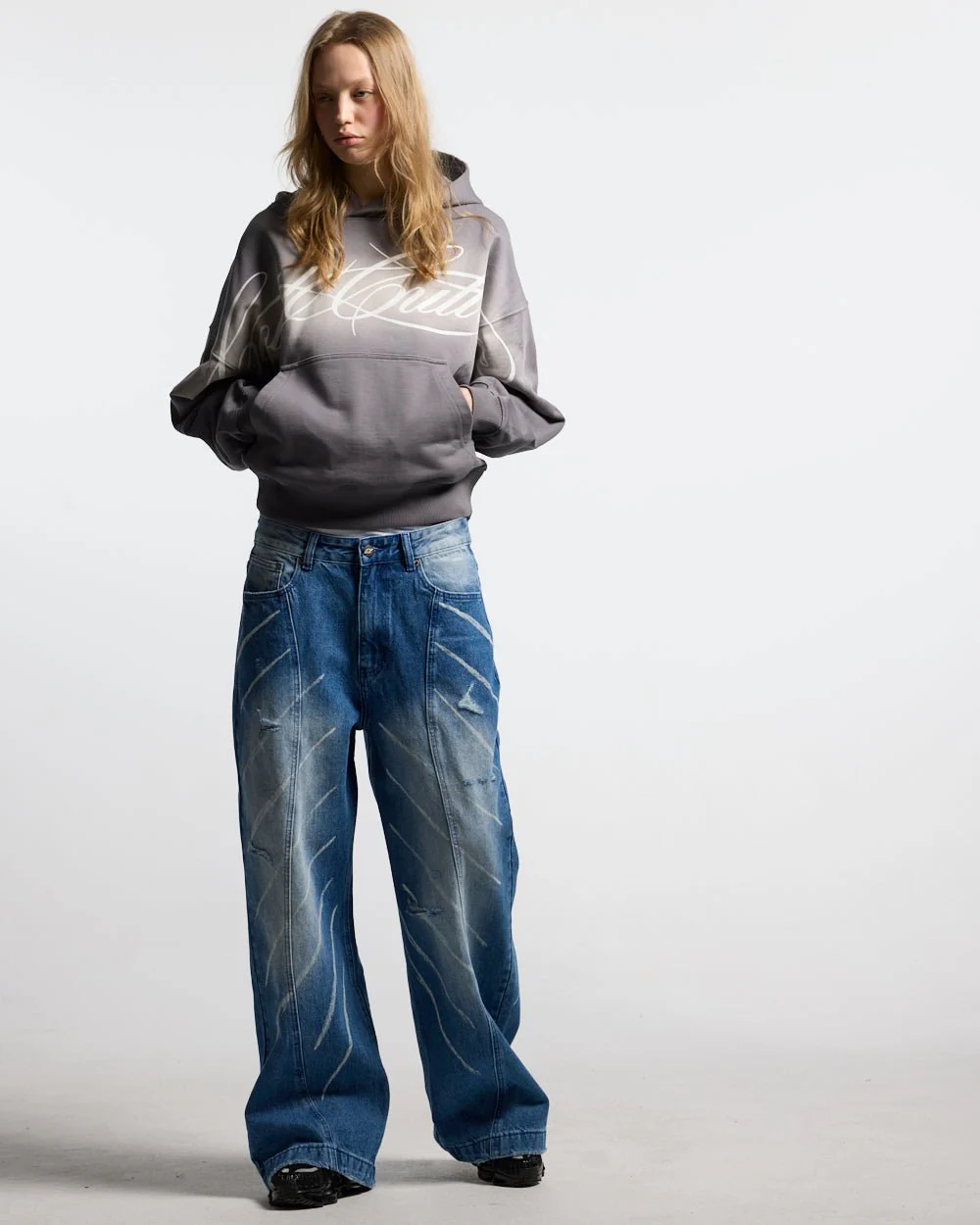 CROSSED SCRIPT HOODIE GREY - Image 5