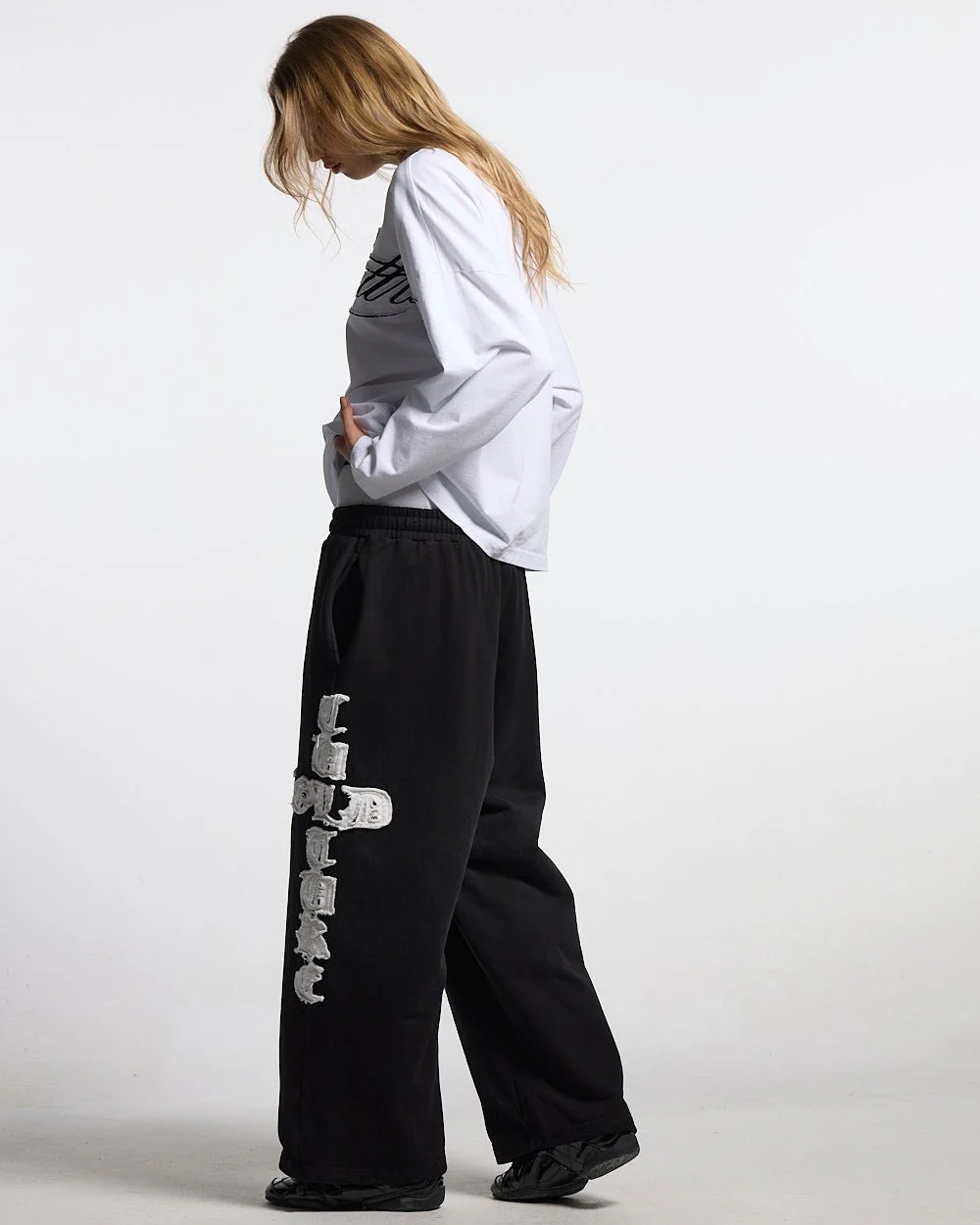 CROSSED SWEATPANTS BLACK - Image 7