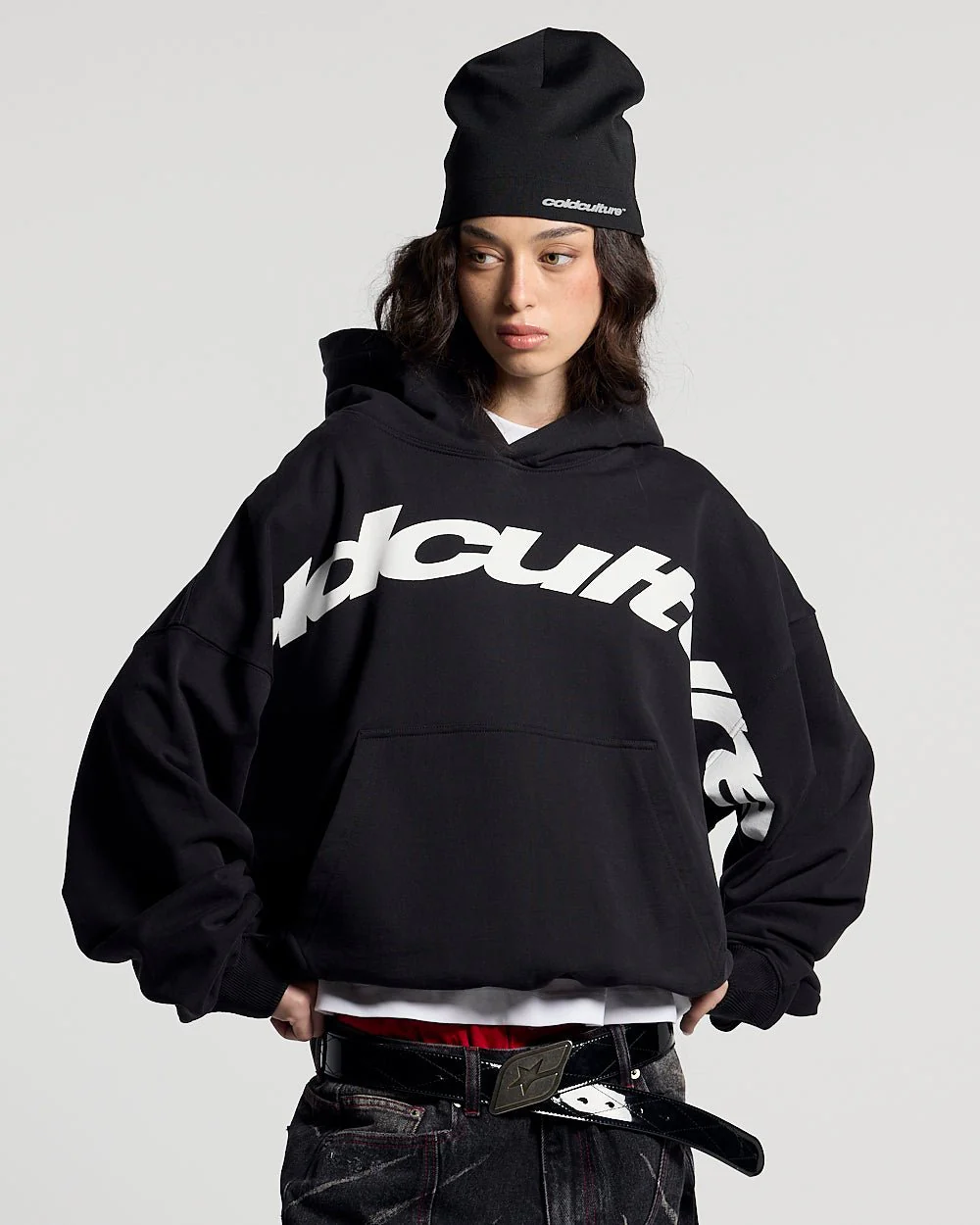 CURVED FRONT HOODIE BLACK - Image 5