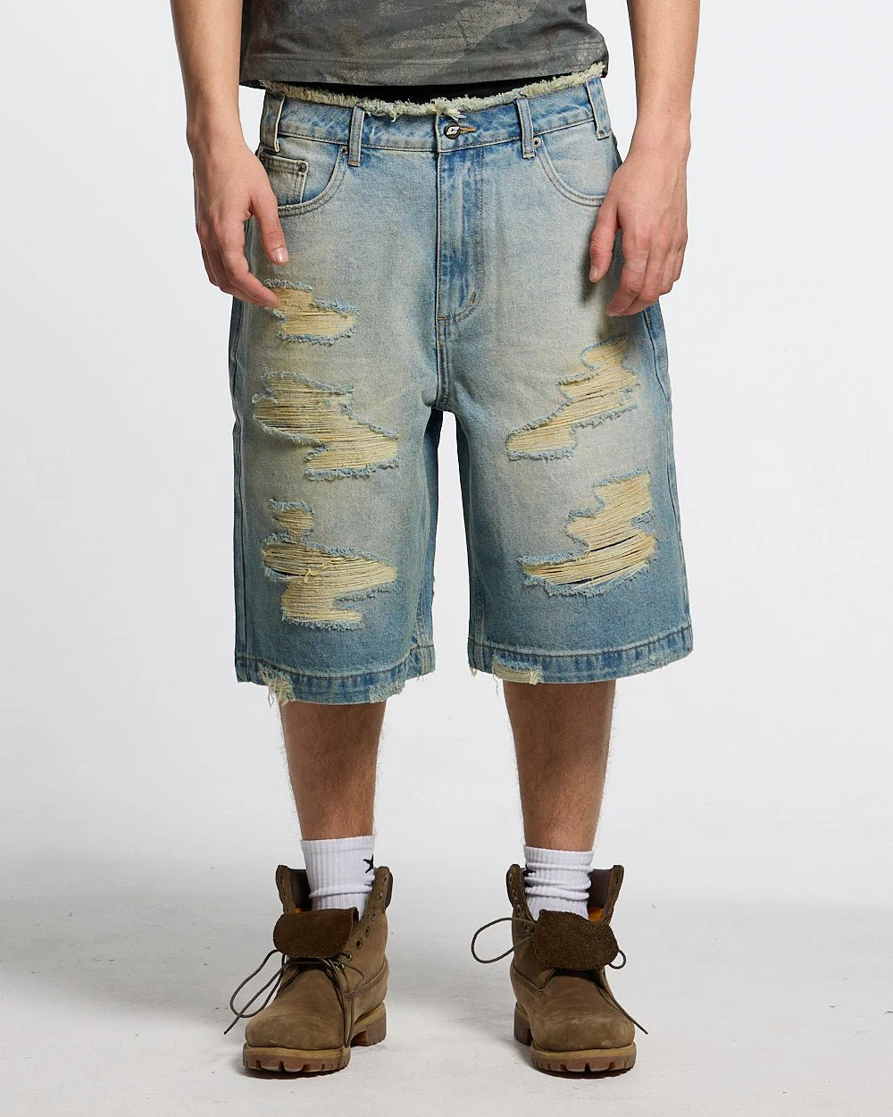 DISRUPT SHORTS LIGHT BLUE - Image 4