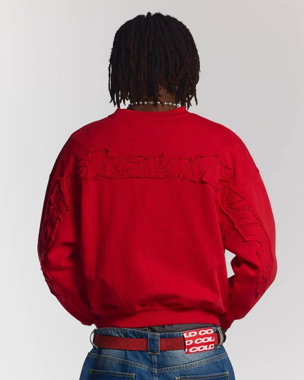 DISTRESS CURVED CREWNECK RED - Image 3
