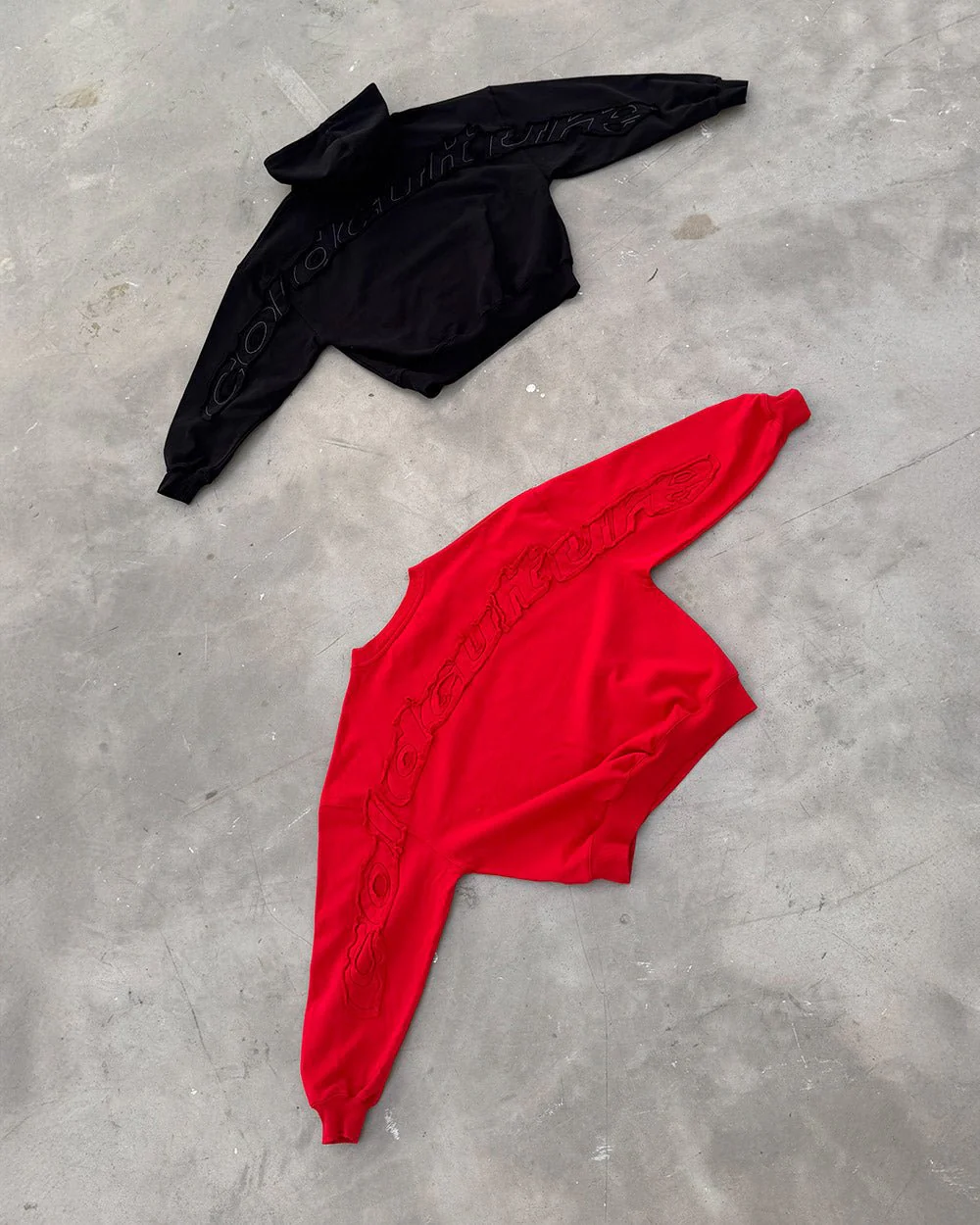 DISTRESS CURVED CREWNECK RED - Image 7