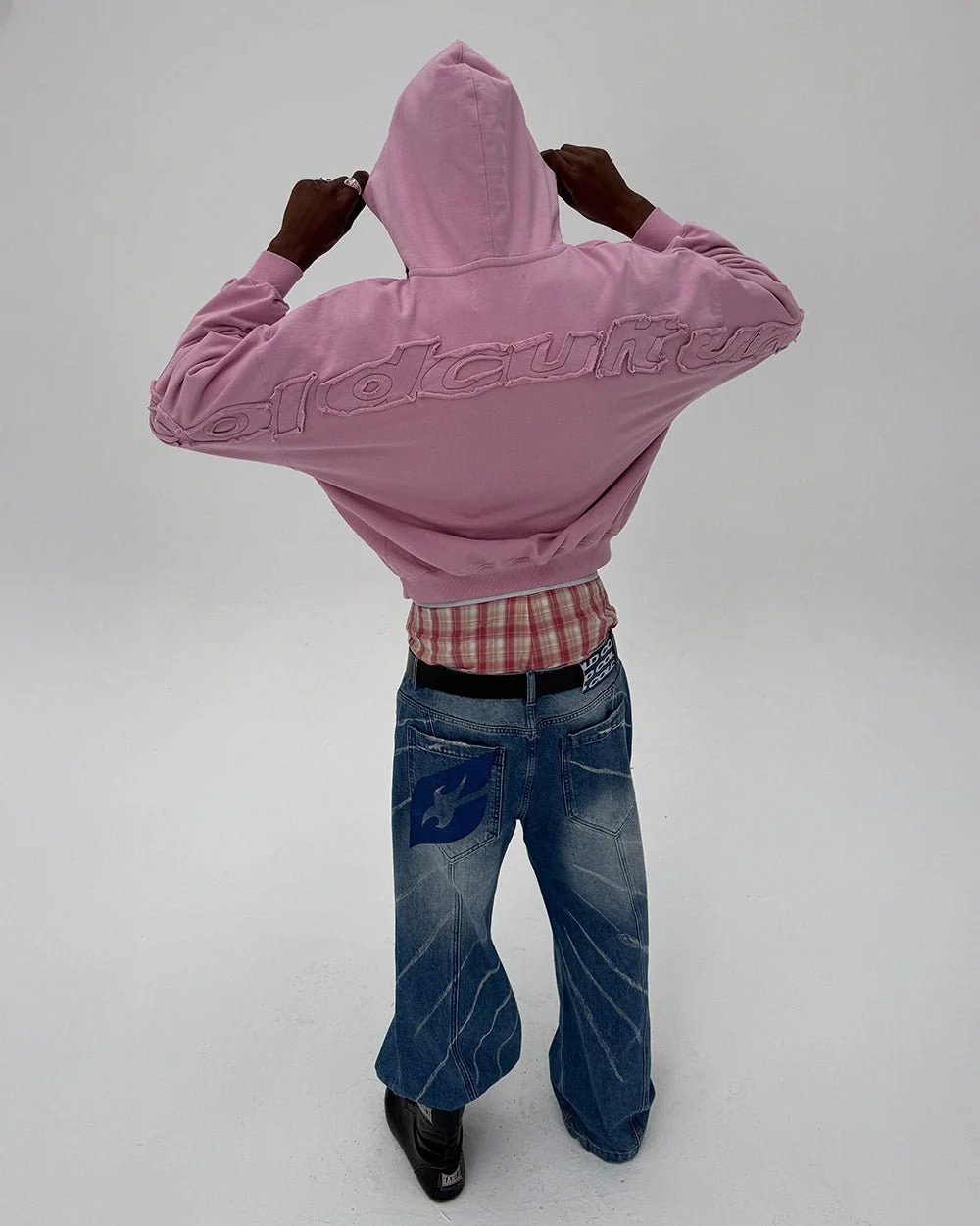 DISTRESS CURVED HOODIE PINK - Image 7