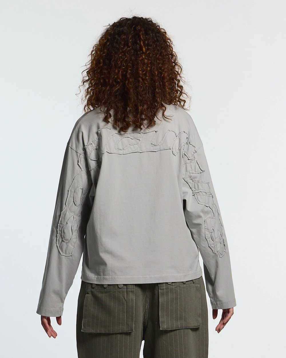 DISTRESS CURVED LONGSLEEVE GREY - Image 5