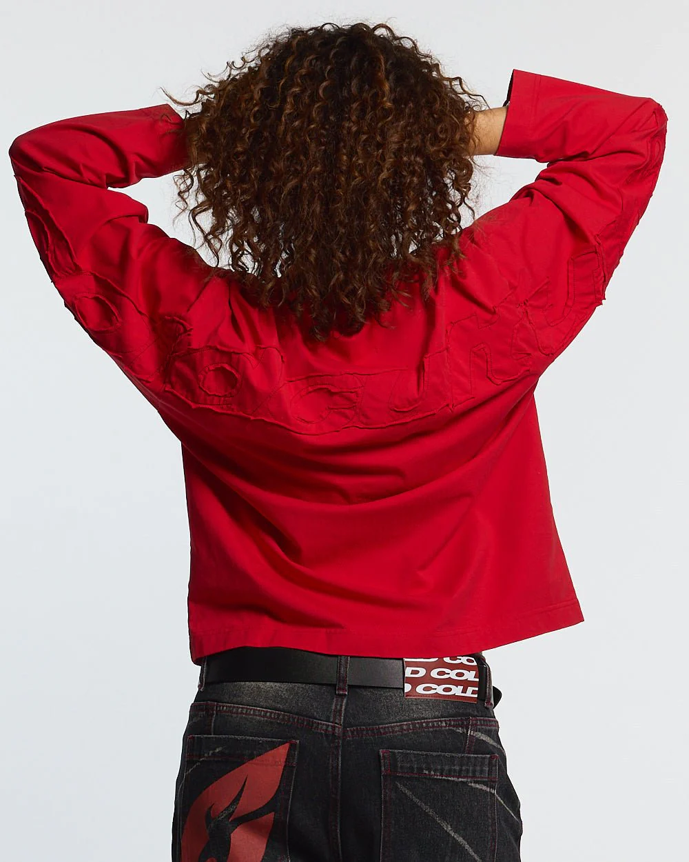 DISTRESS CURVED LONGSLEEVE RED - Image 5
