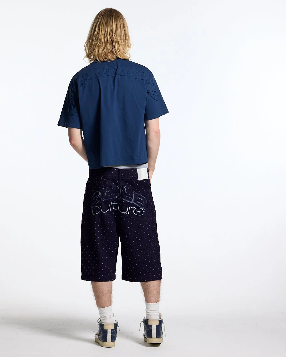 DISTRESS CURVED TEE NAVY - Image 5