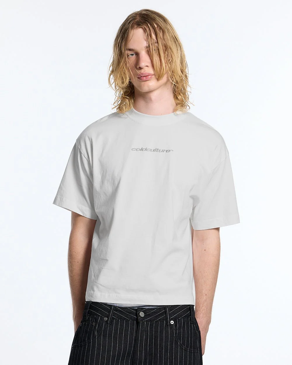 DISTRESS CURVED TEE WHITE - Image 2