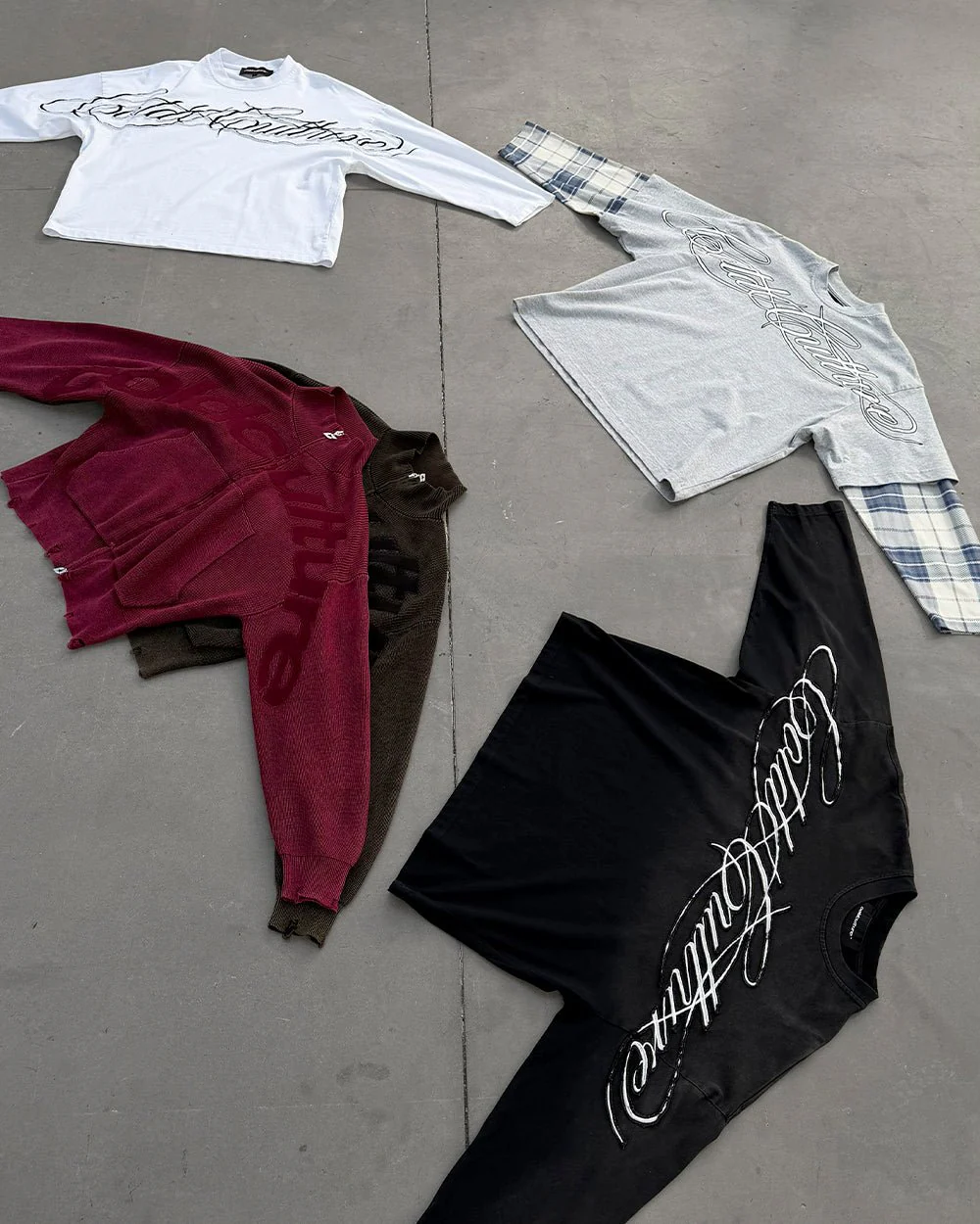 CROSSED SCRIPT LONGSLEEVE 2.0 BLACK - Image 9