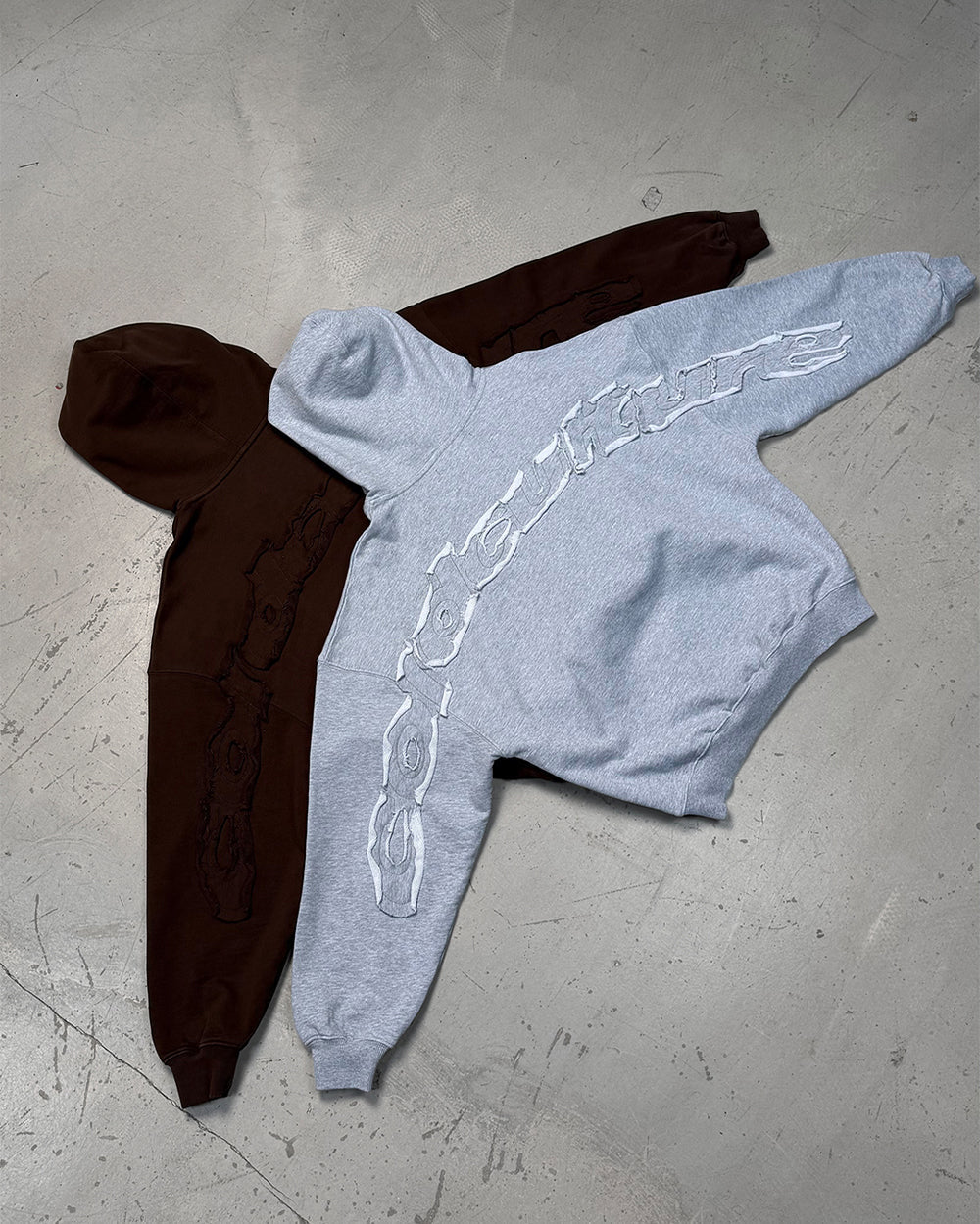 DISTRESS CURVED HOODIE LIGHT GREY - Image 9