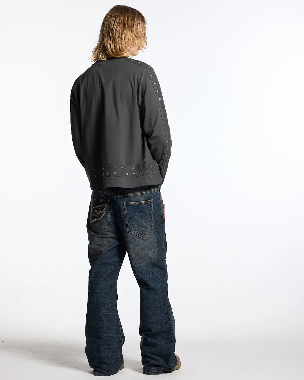 EYELET LONGSLEEVE BLACK - Image 6