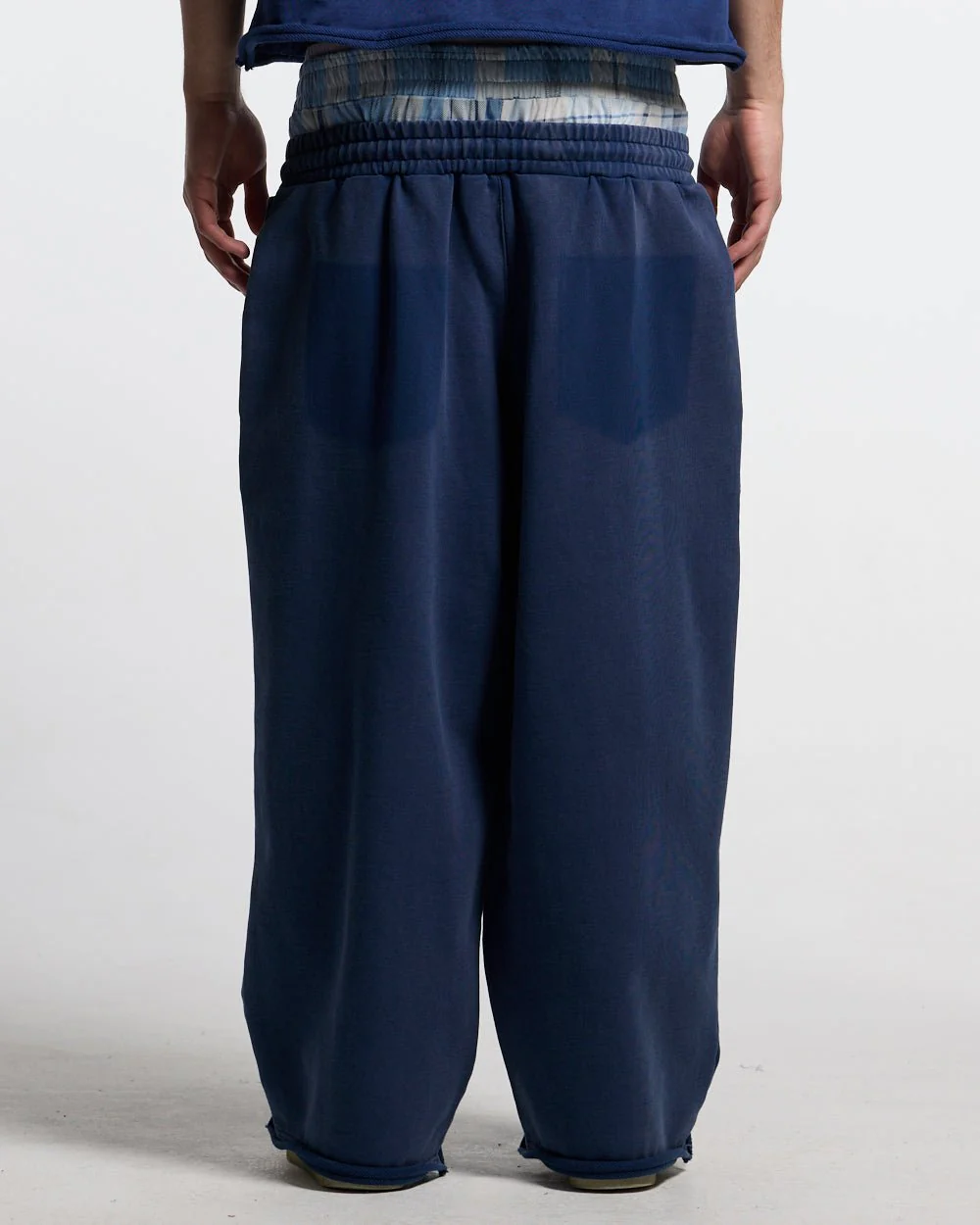 HIDE AND SEEK SWEATPANTS NAVY - Image 3