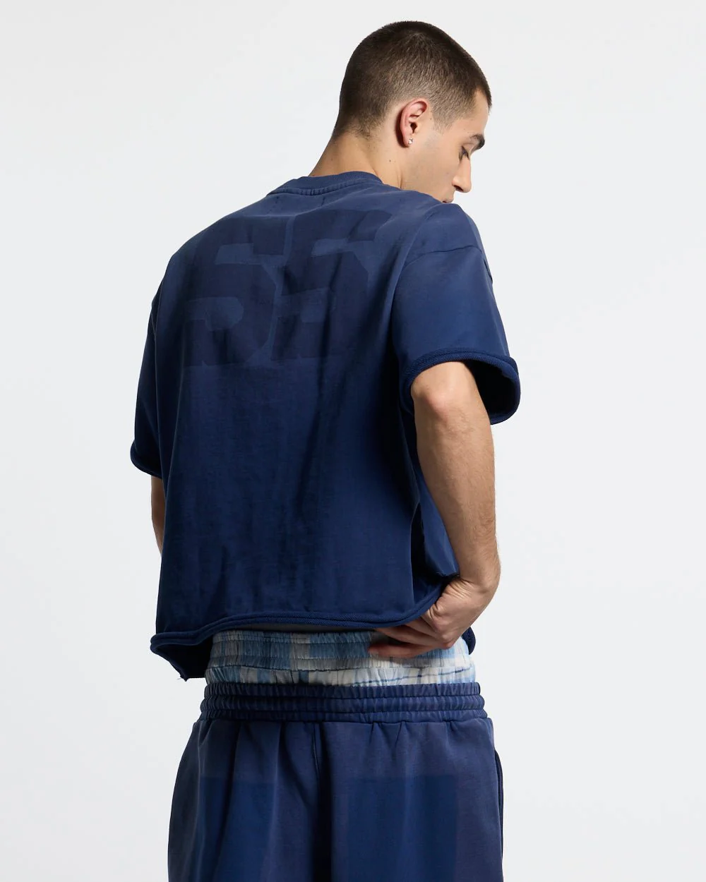HIDE & SEEK TEE NAVY - Image 4