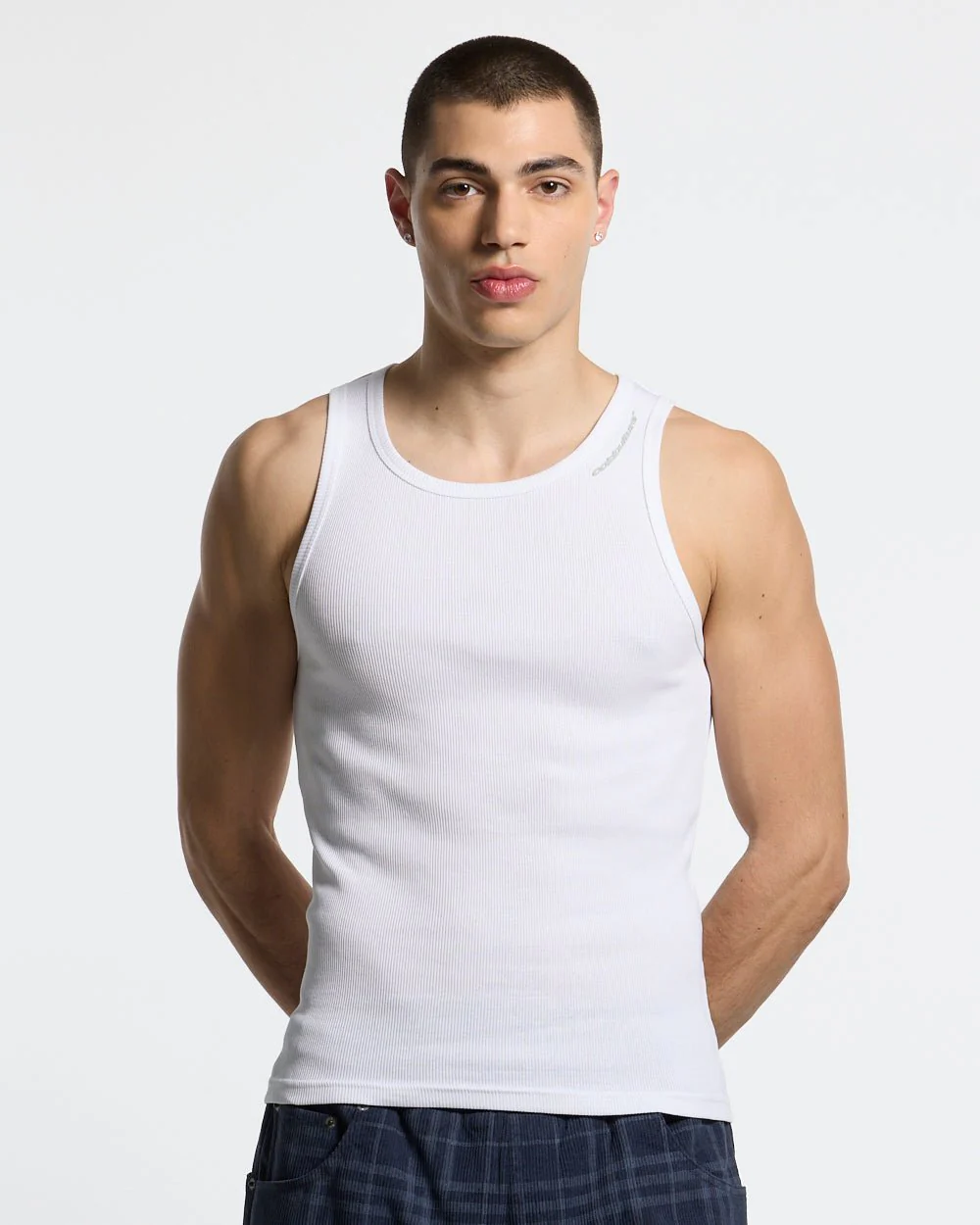 LOW KEY BASIC TANK TOP 2 PACK WHITE & BLACK - Image 7