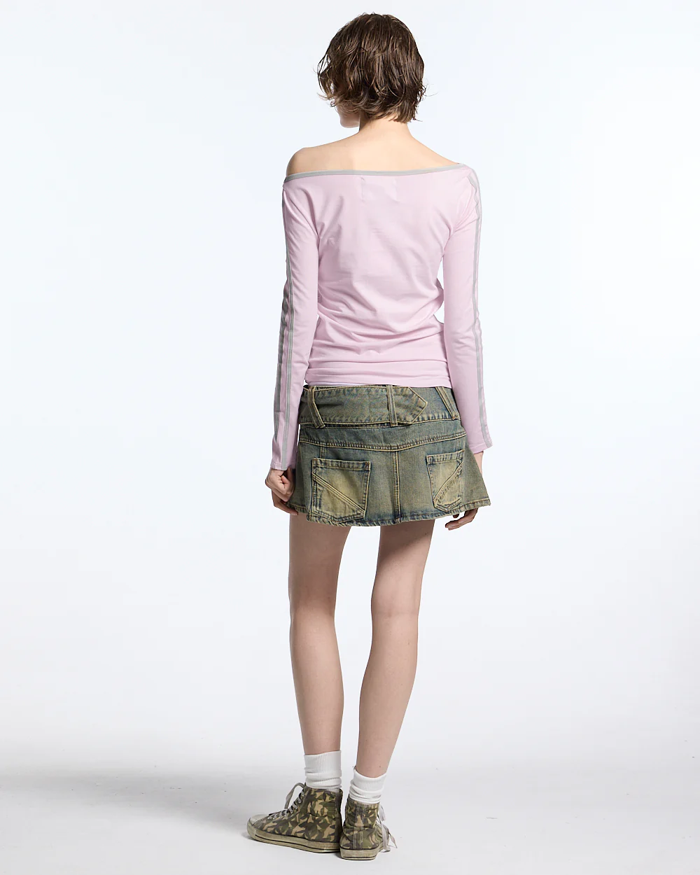 LUSH LONGSLEEVE TEE BABY PINK - Image 6