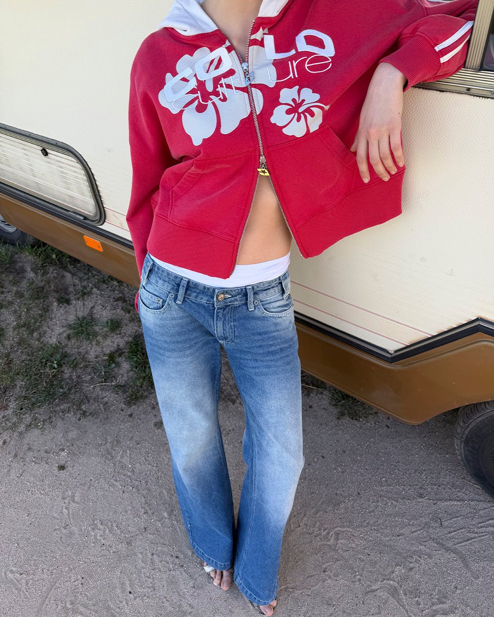 LUSH ZIP HOODIE RED - Image 9