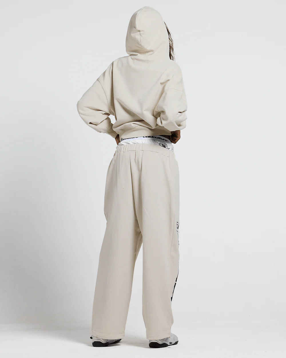 VARSITY HOODIE IVORY GREY - Image 6