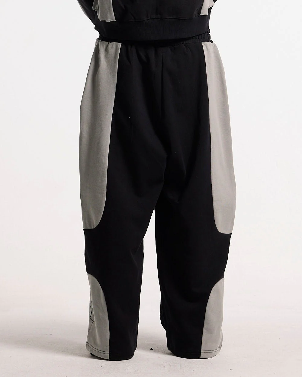 RIDER SWEATPANTS BLACK & GREY - Image 3