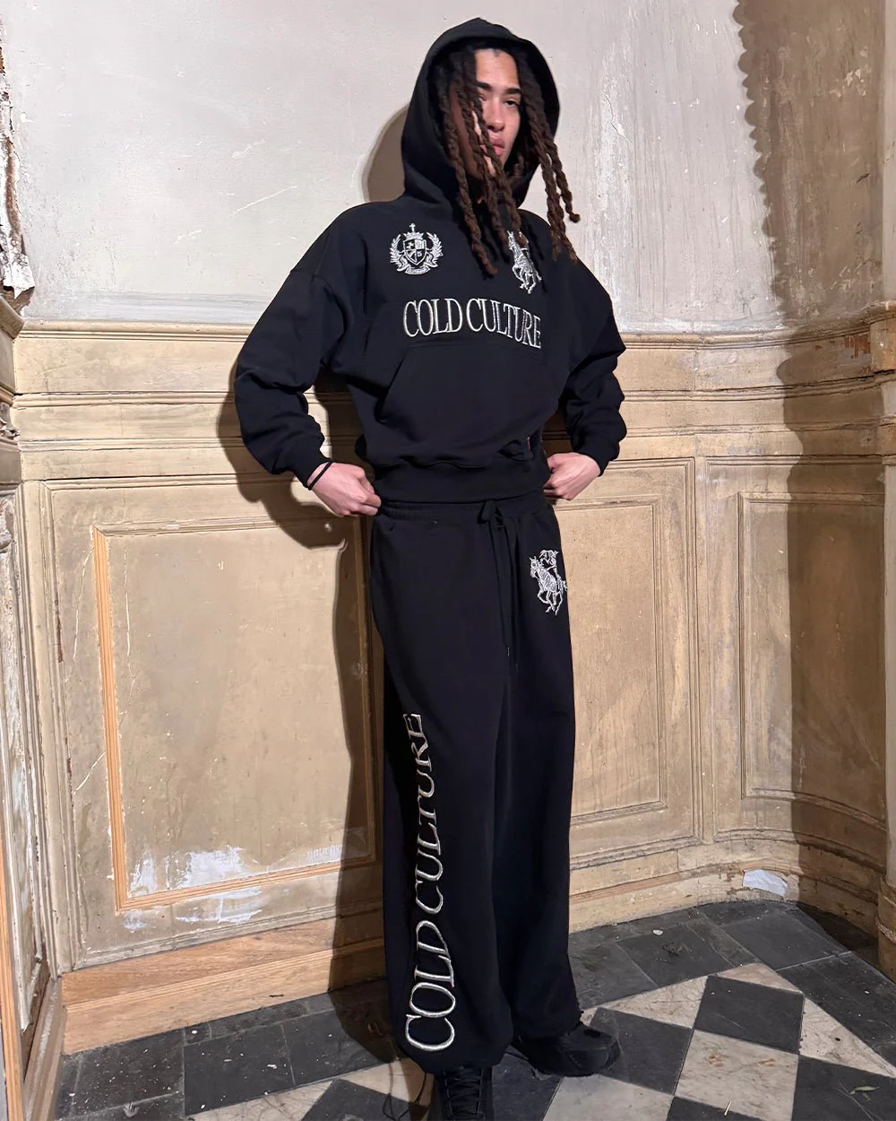 RIDING CLUB SWEATPANTS BLACK - Image 14