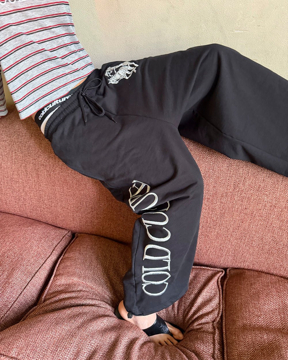 RIDING CLUB SWEATPANTS BLACK - Image 15