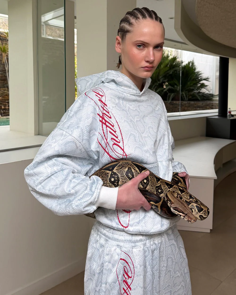 RIOT MESH HOODIE WHITE - Image 7