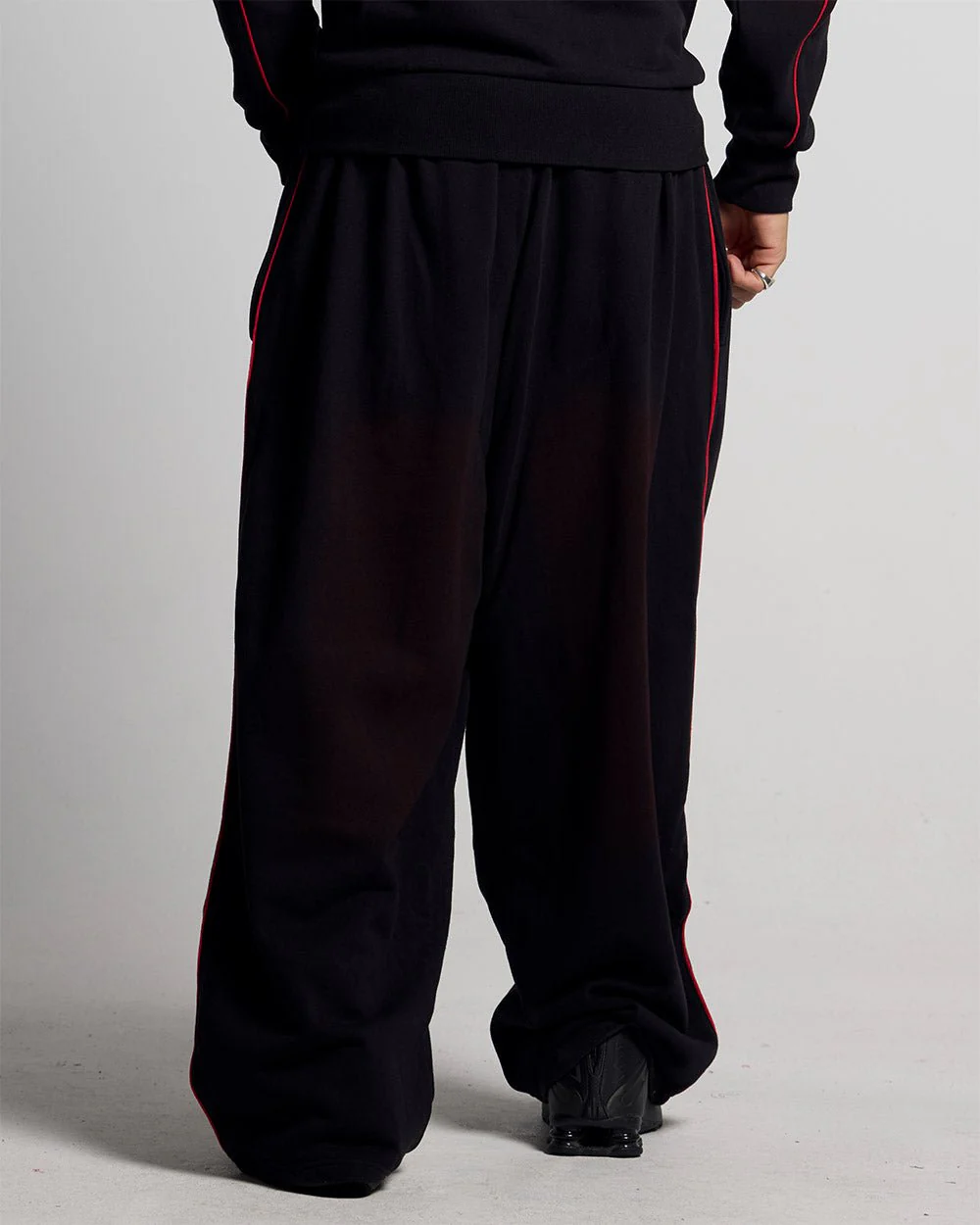 SAVAGE WASHED PANTS BLACK & RED - Image 4