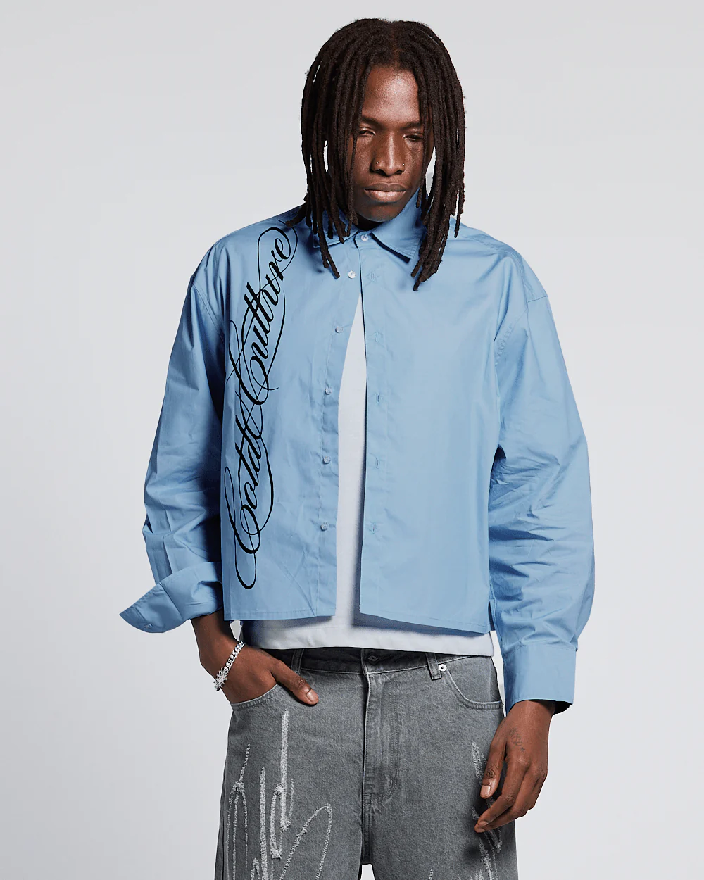 SCRIPT SHIRT BABY BLUE - Image 2