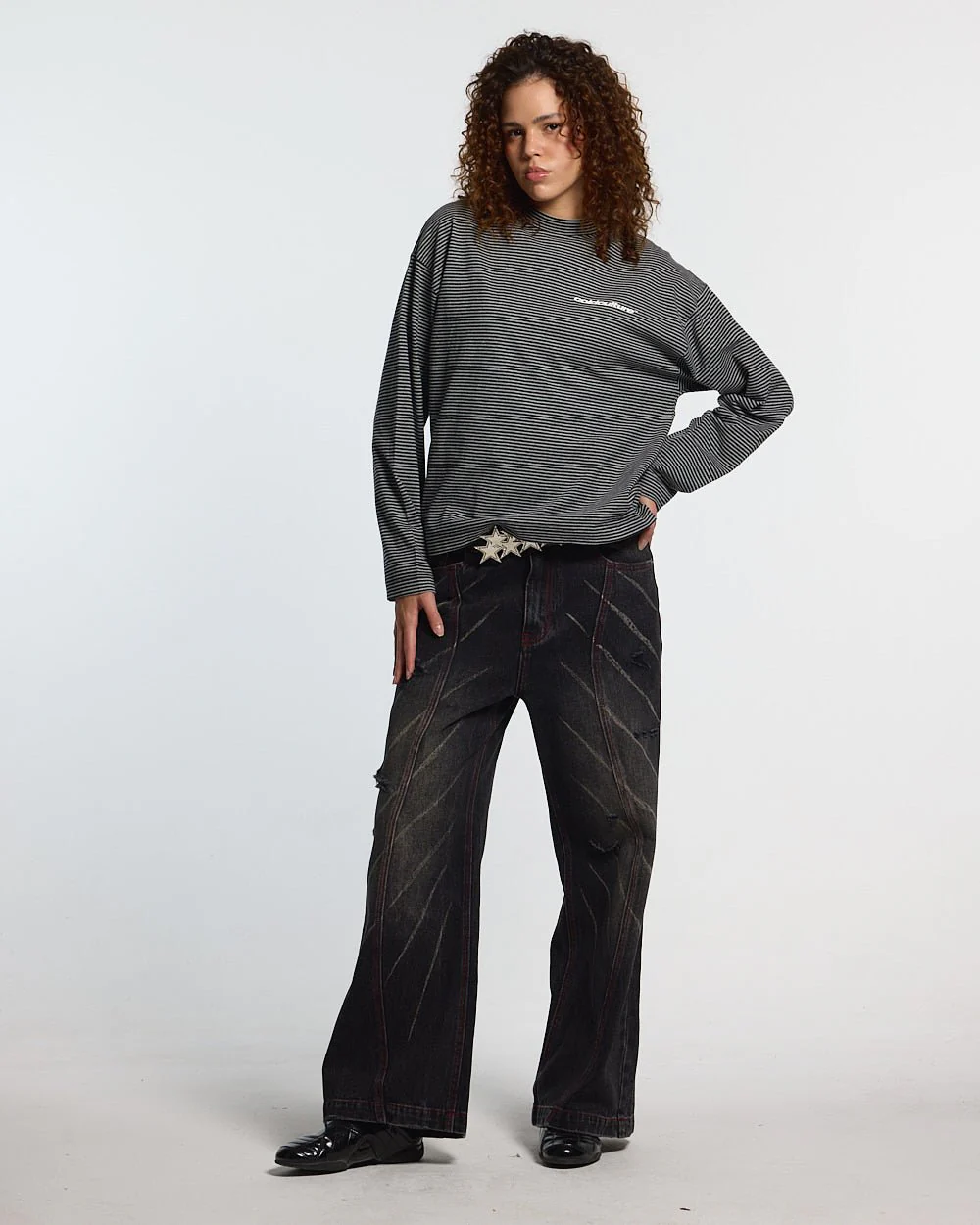SCRIPT STRIPES LONGSLEEVE BLACK - Image 6