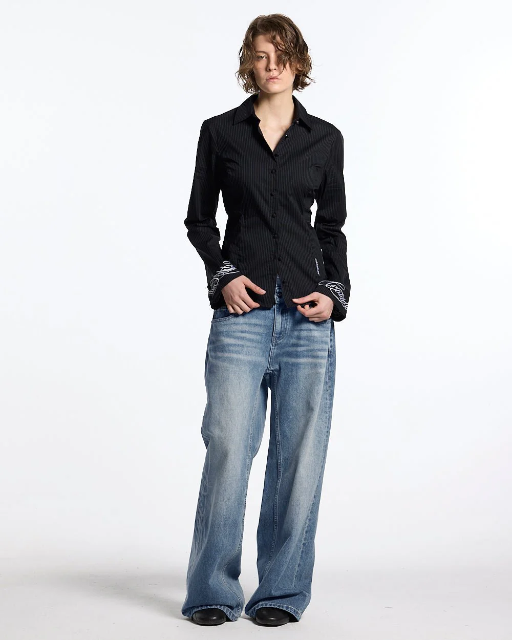 SCRIPT WORLDWIDE SHIRT DARK GREY - Image 5