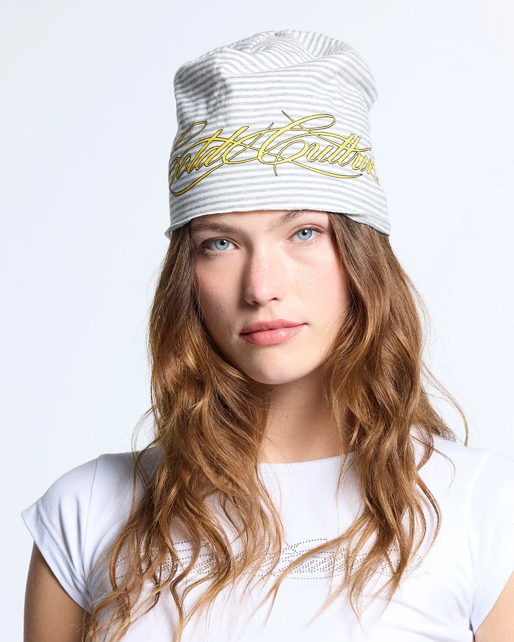 SCRIPTED STRIPES BEANIE WHITE - Image 4