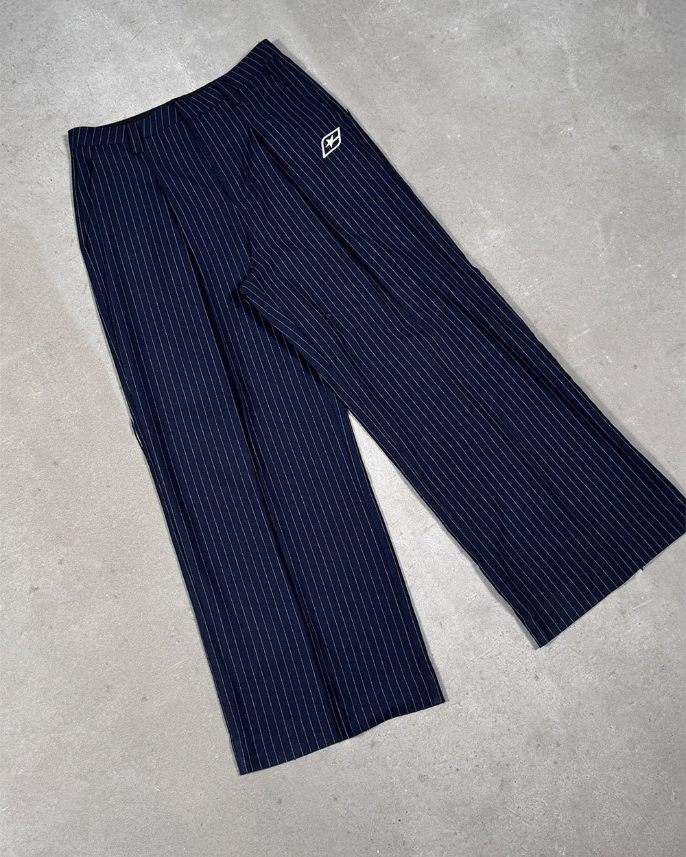 SEAM EFFECT LINE PANTS - Image 10