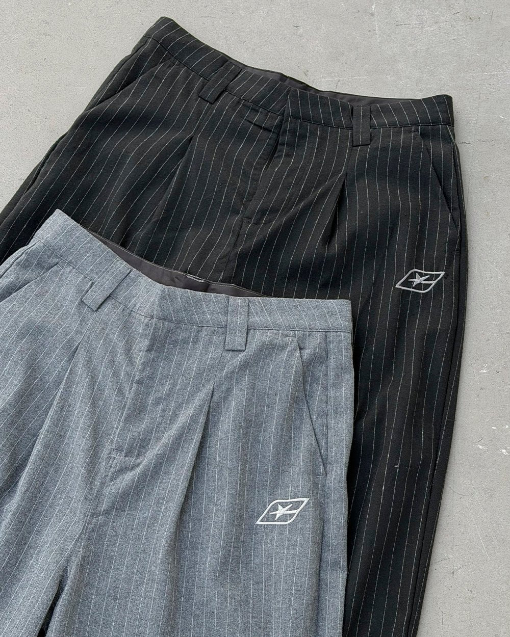 SEAM EFFECT LINE PANTS BLACK - Image 13