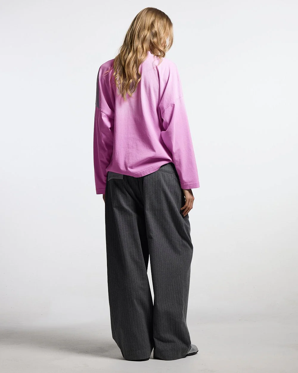 SEAM EFFECT LINE PANTS GREY - Image 9