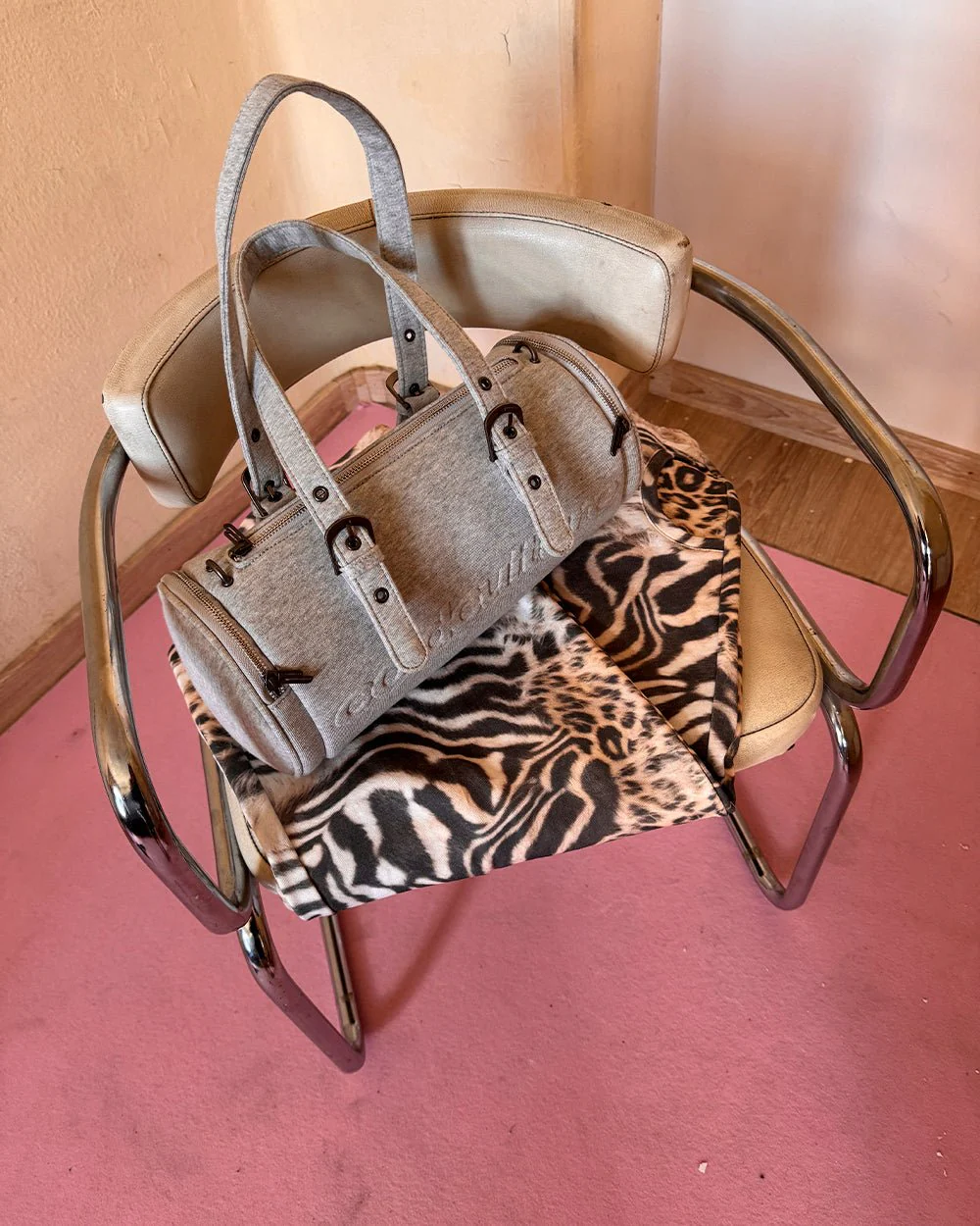 SMALL BRAVE BAG HEATHER GREY - Image 6