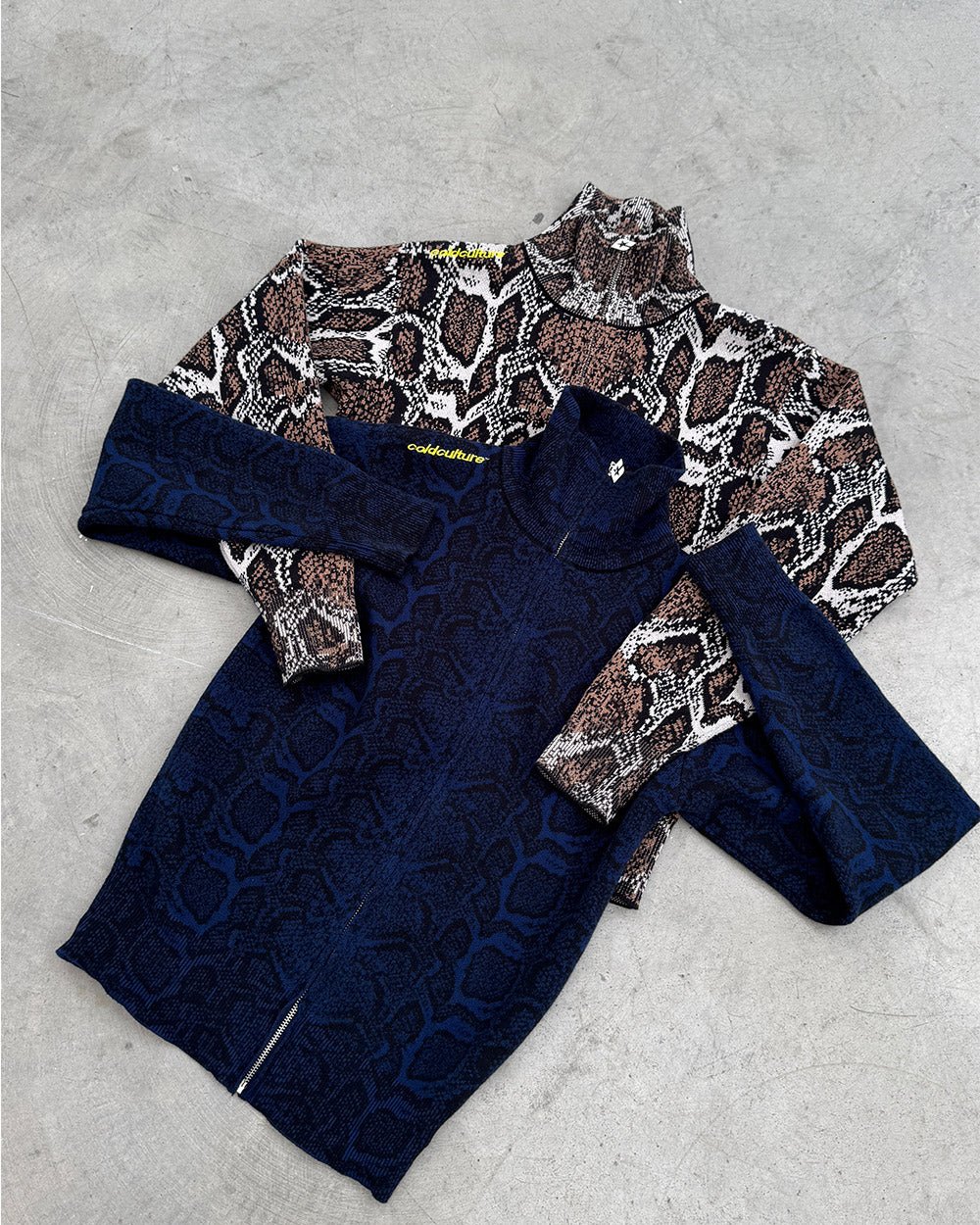 SNAKE ZIP KNIT DARK BLUE - Image 9