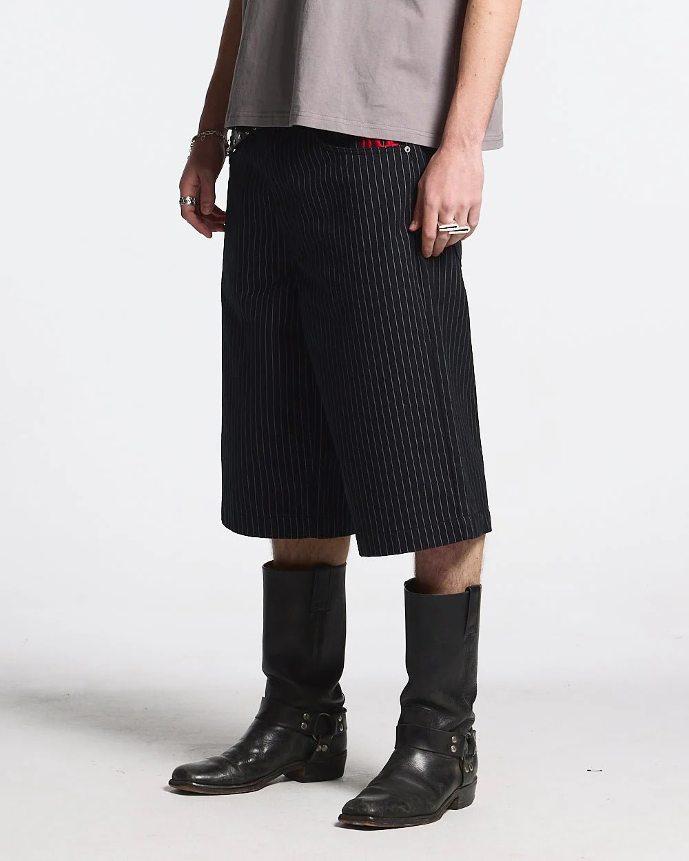 STRIPE FADE JORTS BLACK - Image 3