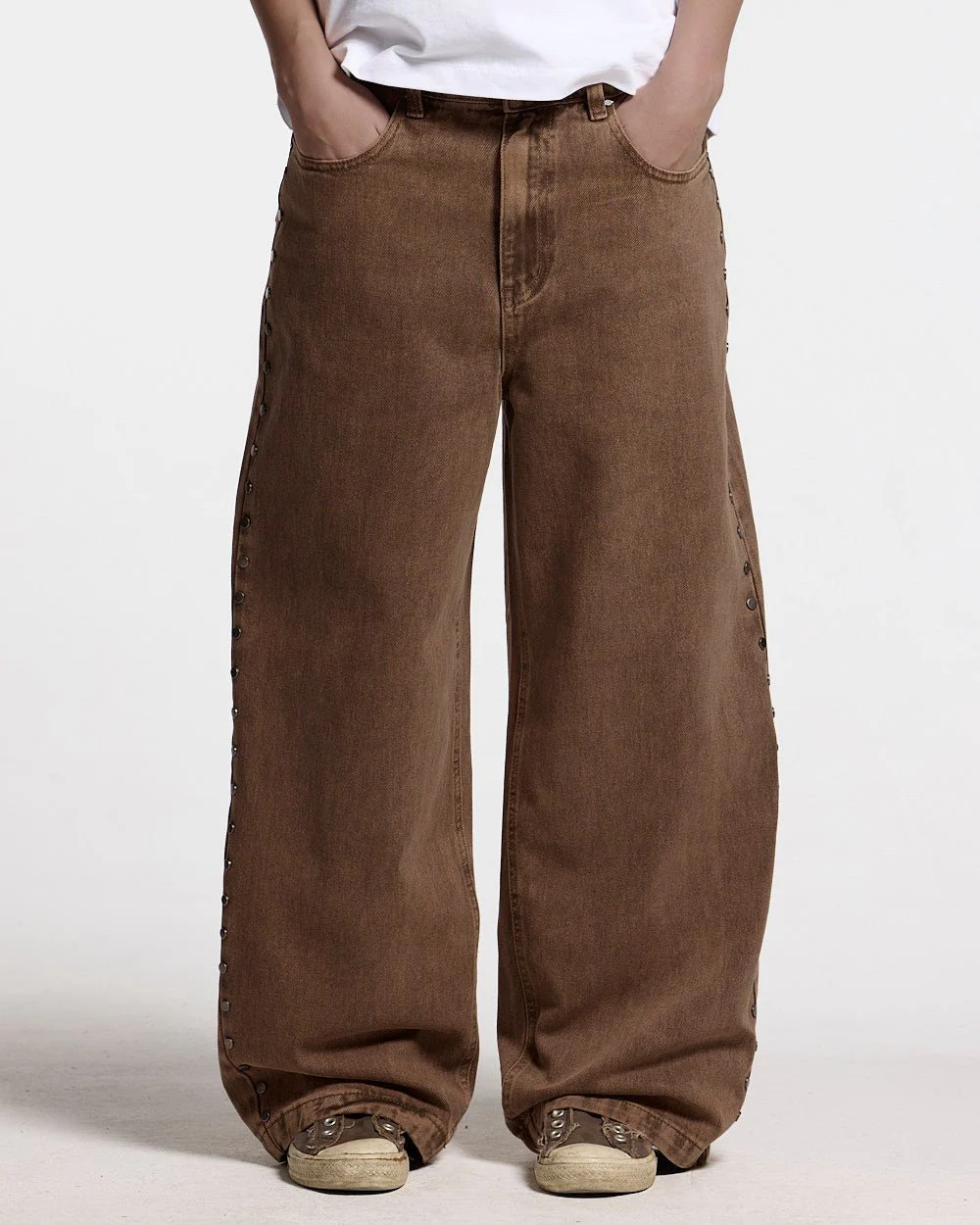 STUDS PANTS BROWN DENIM - Image 5