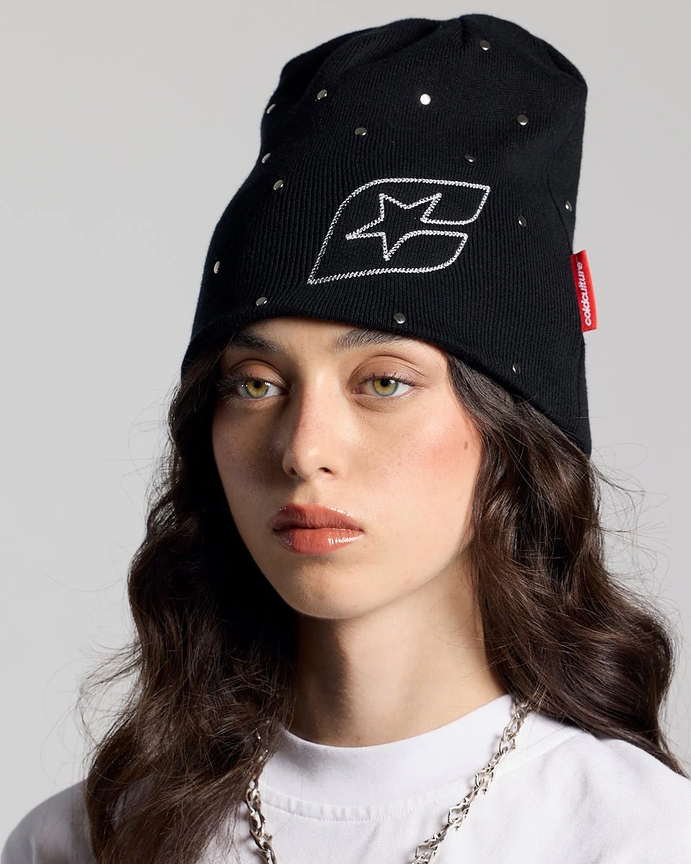 STUDS BEANIE BLACK - Image 4