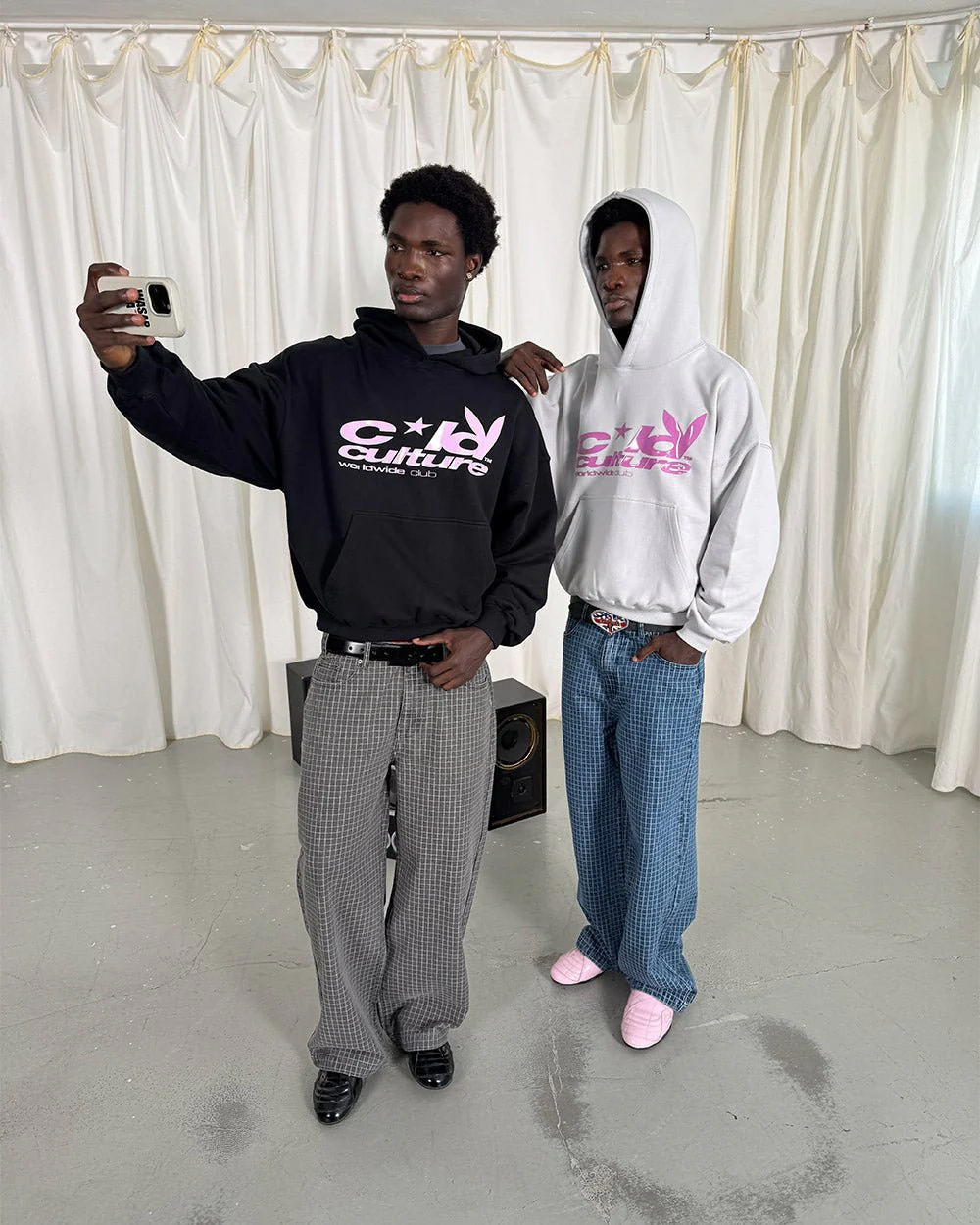 TEASE ME HOODIE BLACK - Image 7