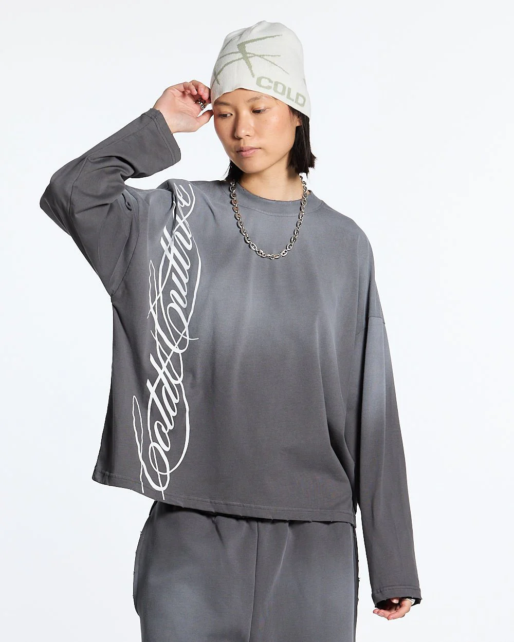 SCRIPT LONGSLEEVE TEE ANTRACITE GREY - Image 5