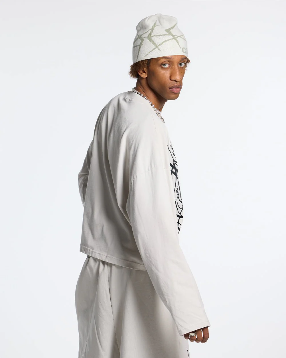 SCRIPT LONGSLEEVE TEE LIGHT GREY - Image 4