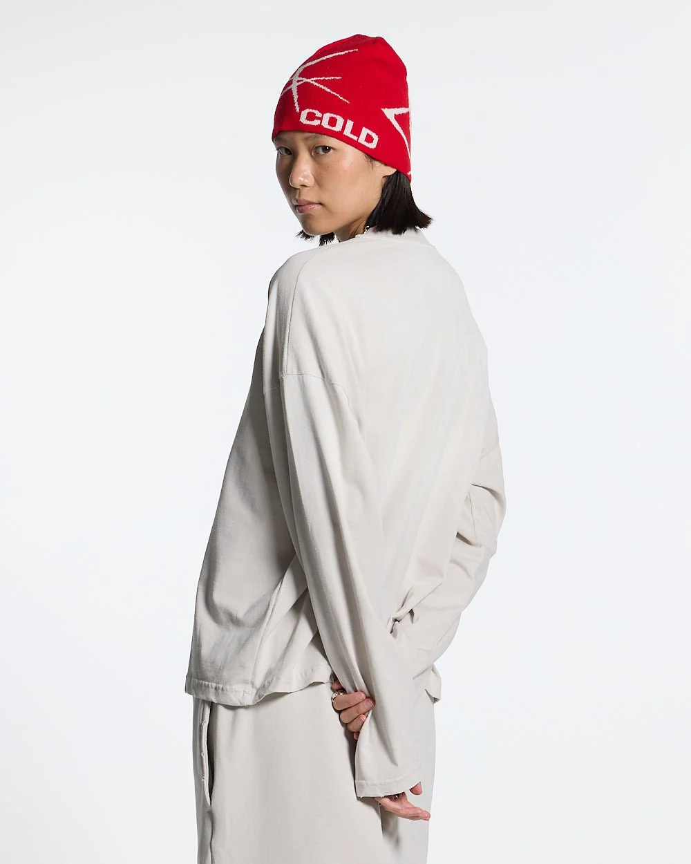 SCRIPT LONGSLEEVE TEE LIGHT GREY - Image 5