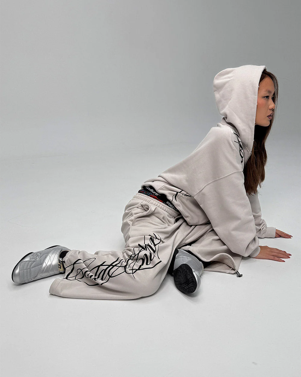 SCRIPT SWEATPANTS LIGHT GREY - Image 8
