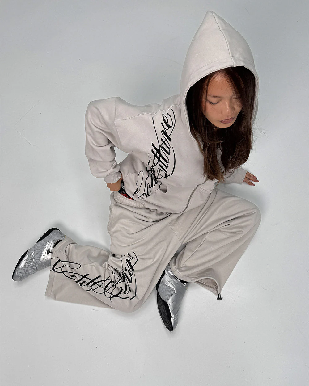 SCRIPT ZIP HOODIE LIGHT GREY - Image 7