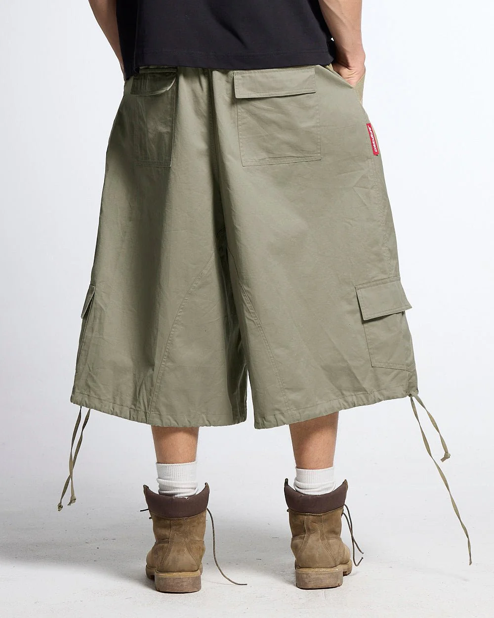 UTILITARY CAPRI PARACHUTE CREAM - Image 4