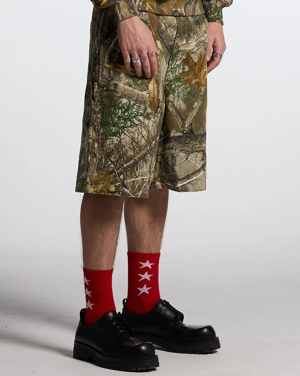 V1 CARPENTER SHORTS REALTREE - Image 3